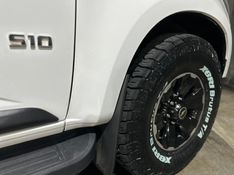 Chevrolet S10 2.8 16V TURBO DIESEL LS CD 4X4 MANUAL 2021/2022 CARRO AUTOMARCAS CAXIAS DO SUL / Carros no Vale