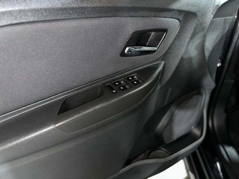 Chevrolet SPIN 1.8 ACTIV 8V FLEX 4P AUTOMÁTICO 2016/2016 CARRO AUTOMARCAS CAXIAS DO SUL / Carros no Vale Chevrolet SPIN 1.8 ACTIV 8V FLEX 4P AUTOMÁTICO 2016/2016 CARRO AUTOMARCAS CAXIAS DO SUL / Carros no Vale