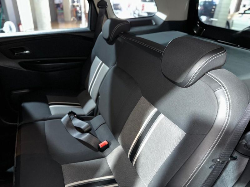 Chevrolet SPIN 1.8 ACTIV 8V FLEX 4P AUTOMÁTICO 2016/2016 CARRO AUTOMARCAS CAXIAS DO SUL / Carros no Vale Chevrolet SPIN 1.8 ACTIV 8V FLEX 4P AUTOMÁTICO 2016/2016 CARRO AUTOMARCAS CAXIAS DO SUL / Carros no Vale