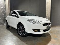 Fiat BRAVO 1.8 ESSENCE 16V FLEX 4P MANUAL 2014/2014 CARRO AUTOMARCAS CAXIAS DO SUL / Carros no Vale