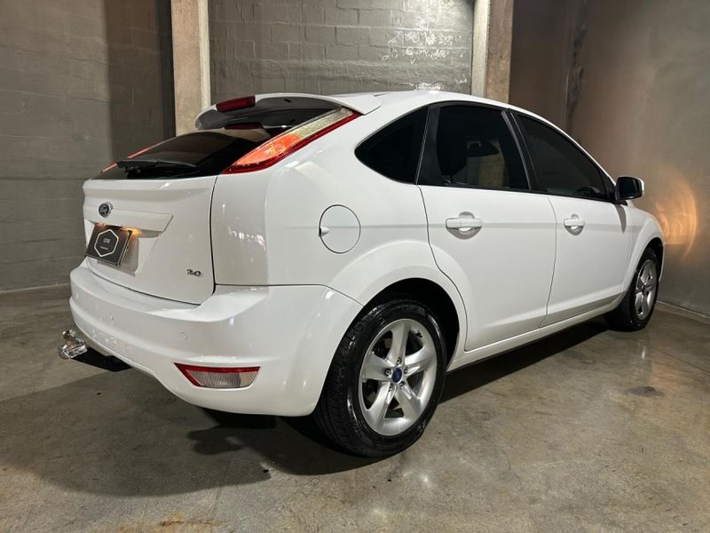 Ford FOCUS 2.0 GLX 16V FLEX 4P MANUAL 2012/2012 CARRO AUTOMARCAS CAXIAS DO SUL / Carros no Vale Ford FOCUS 2.0 GLX 16V FLEX 4P MANUAL 2012/2012 CARRO AUTOMARCAS CAXIAS DO SUL / Carros no Vale
