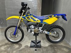 Husqvarna Wr 360 2T 2002/2002 CARRO AUTOMARCAS CAXIAS DO SUL / Carros no Vale