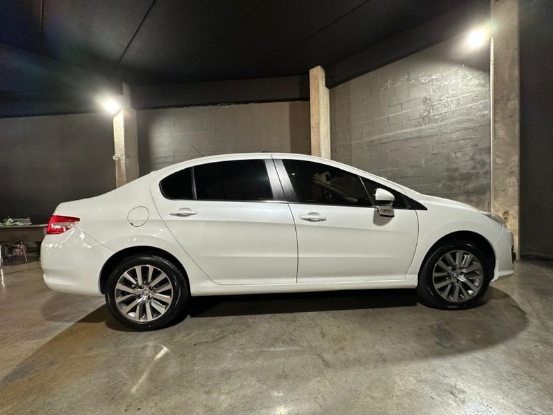 Peugeot 408 1.6 GRIFFE 16V TURBO FLEX 4P AUTOMÁTICO 2015/2016 CARRO AUTOMARCAS CAXIAS DO SUL / Carros no Vale