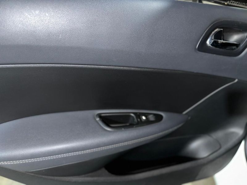 Peugeot 408 1.6 GRIFFE 16V TURBO FLEX 4P AUTOMÁTICO 2015/2016 CARRO AUTOMARCAS CAXIAS DO SUL / Carros no Vale