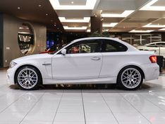 BMW 1 M 3.0 COUPÉ 24V GASOLINA BI-TURBO 2P MANUAL 2011/2012 VIA BELLA VEÍCULOS ESPECIAIS CAXIAS DO SUL / Carros no Vale