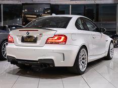 BMW 1 M 3.0 COUPÉ 24V GASOLINA BI-TURBO 2P MANUAL 2011/2012 VIA BELLA VEÍCULOS ESPECIAIS CAXIAS DO SUL / Carros no Vale