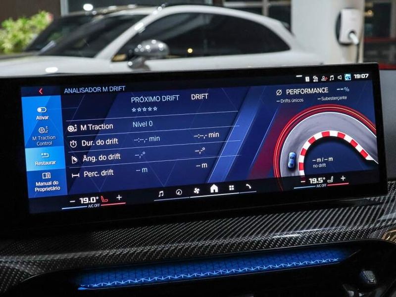 BMW M2 3.0 I6 TWINTURBO GASOLINA COUPÉ TRACK M STEPTRONIC 2024/2025 VIA BELLA VEÍCULOS ESPECIAIS CAXIAS DO SUL / Carros no Vale