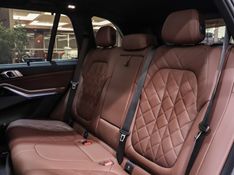 BMW X5 3.0 I6 TURBO HÍBRIDO XDRIVE50E M SPORT AUTOMÁTICO 2024/2024 VIA BELLA VEÍCULOS ESPECIAIS CAXIAS DO SUL / Carros no Vale