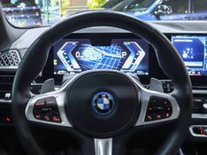 BMW X5 3.0 I6 TURBO HÍBRIDO XDRIVE50E M SPORT AUTOMÁTICO 2024/2024 VIA BELLA VEÍCULOS ESPECIAIS CAXIAS DO SUL / Carros no Vale