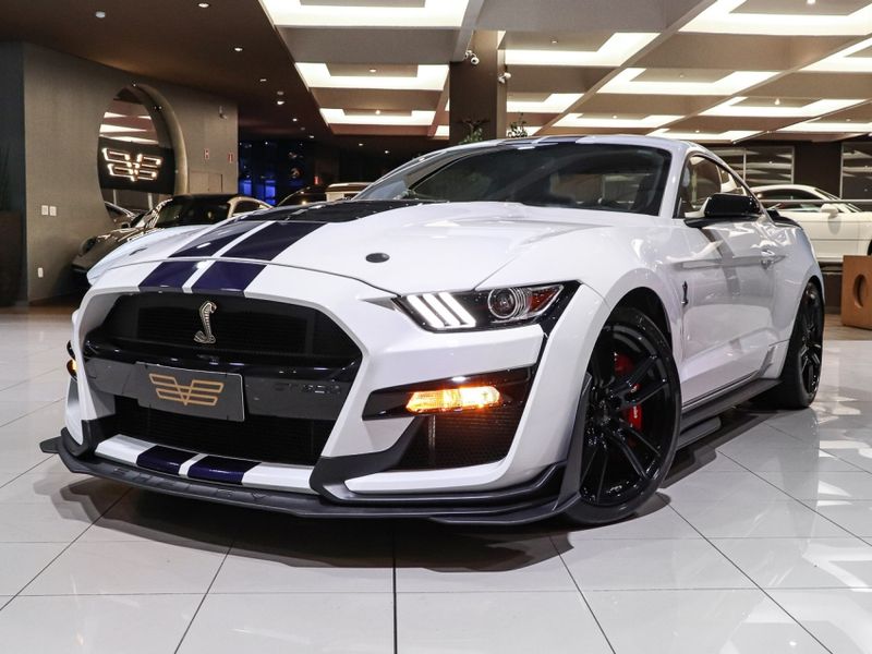 Ford MUSTANG 5.2 V8 SUPERCHARGER GASOLINA SHELBY GT 500 DCT 2021/2021 VIA BELLA VEÍCULOS ESPECIAIS CAXIAS DO SUL / Carros no Vale
