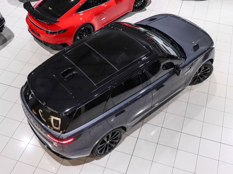 Land Rover RANGE ROVER SPORT 4.4 P530 GASOLINA FIRST EDITION AWD AUTOMÁTICO 2022/2023 VIA BELLA VEÍCULOS ESPECIAIS CAXIAS DO SUL / Carros no Vale Land Rover RANGE ROVER SPORT 4.4 P530 GASOLINA FIRST EDITION AWD AUTOMÁTICO 2022/2023 VIA BELLA VEÍCULOS ESPECIAIS CAXIAS DO SUL / Carros no Vale