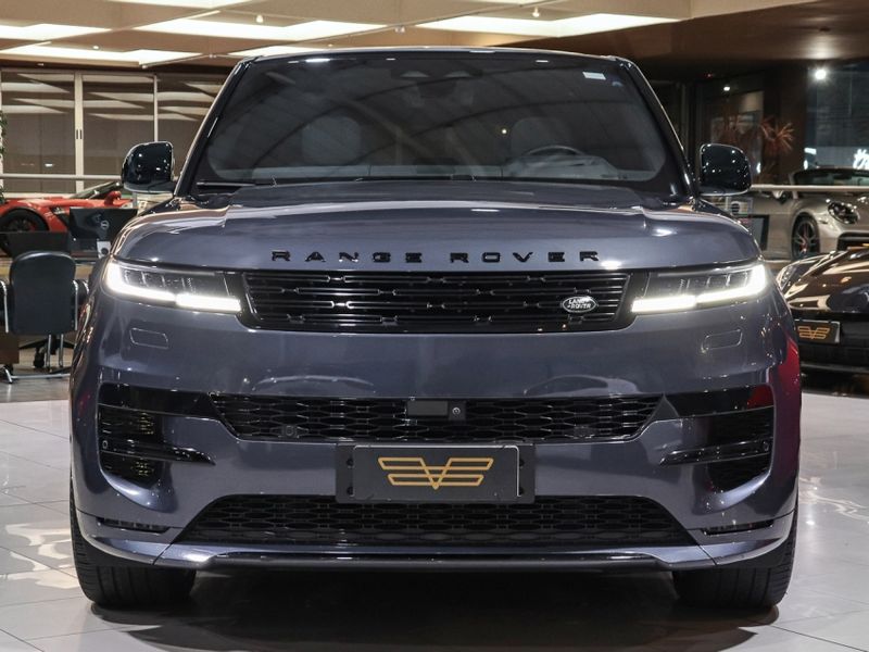 Land Rover RANGE ROVER SPORT 4.4 P530 GASOLINA FIRST EDITION AWD AUTOMÁTICO 2022/2023 VIA BELLA VEÍCULOS ESPECIAIS CAXIAS DO SUL / Carros no Vale Land Rover RANGE ROVER SPORT 4.4 P530 GASOLINA FIRST EDITION AWD AUTOMÁTICO 2022/2023 VIA BELLA VEÍCULOS ESPECIAIS CAXIAS DO SUL / Carros no Vale