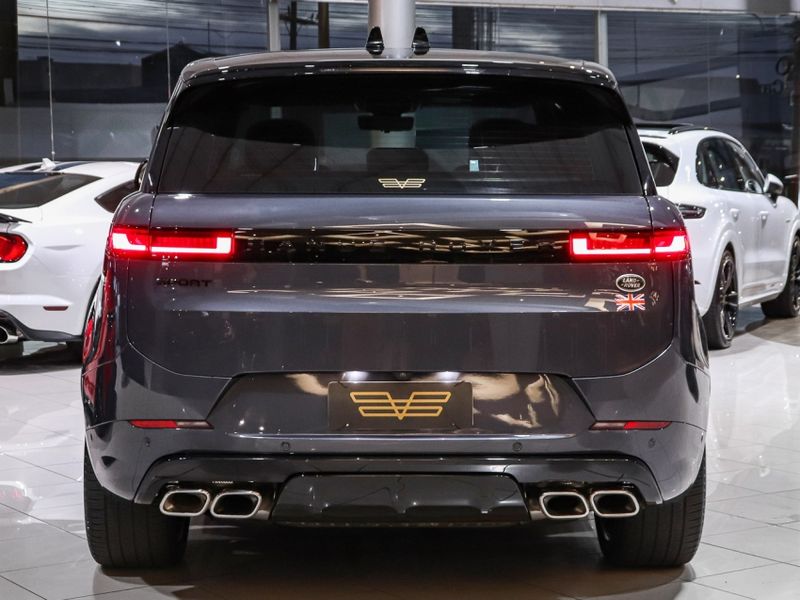 Land Rover RANGE ROVER SPORT 4.4 P530 GASOLINA FIRST EDITION AWD AUTOMÁTICO 2022/2023 VIA BELLA VEÍCULOS ESPECIAIS CAXIAS DO SUL / Carros no Vale Land Rover RANGE ROVER SPORT 4.4 P530 GASOLINA FIRST EDITION AWD AUTOMÁTICO 2022/2023 VIA BELLA VEÍCULOS ESPECIAIS CAXIAS DO SUL / Carros no Vale