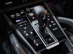 Porsche CAYENNE 3.0 V6 E-HYBRID PLATINUM EDITION AWD TIPTRONIC S 2022/2023 VIA BELLA VEÍCULOS ESPECIAIS CAXIAS DO SUL / Carros no Vale