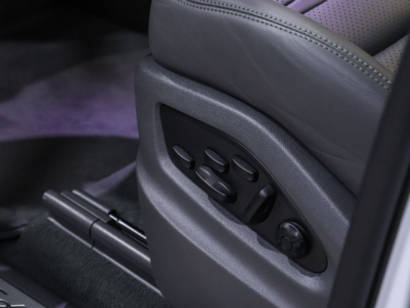 Porsche CAYENNE 3.0 V6 E-HYBRID PLATINUM EDITION AWD TIPTRONIC S 2022/2023 VIA BELLA VEÍCULOS ESPECIAIS CAXIAS DO SUL / Carros no Vale Porsche CAYENNE 3.0 V6 E-HYBRID PLATINUM EDITION AWD TIPTRONIC S 2022/2023 VIA BELLA VEÍCULOS ESPECIAIS CAXIAS DO SUL / Carros no Vale