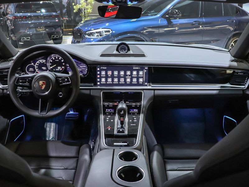 Porsche PANAMERA 2.9 V6 E-HYBRID 4 SPORT TURISMO PDK 2023/2023 VIA BELLA VEÍCULOS ESPECIAIS CAXIAS DO SUL / Carros no Vale Porsche PANAMERA 2.9 V6 E-HYBRID 4 SPORT TURISMO PDK 2023/2023 VIA BELLA VEÍCULOS ESPECIAIS CAXIAS DO SUL / Carros no Vale