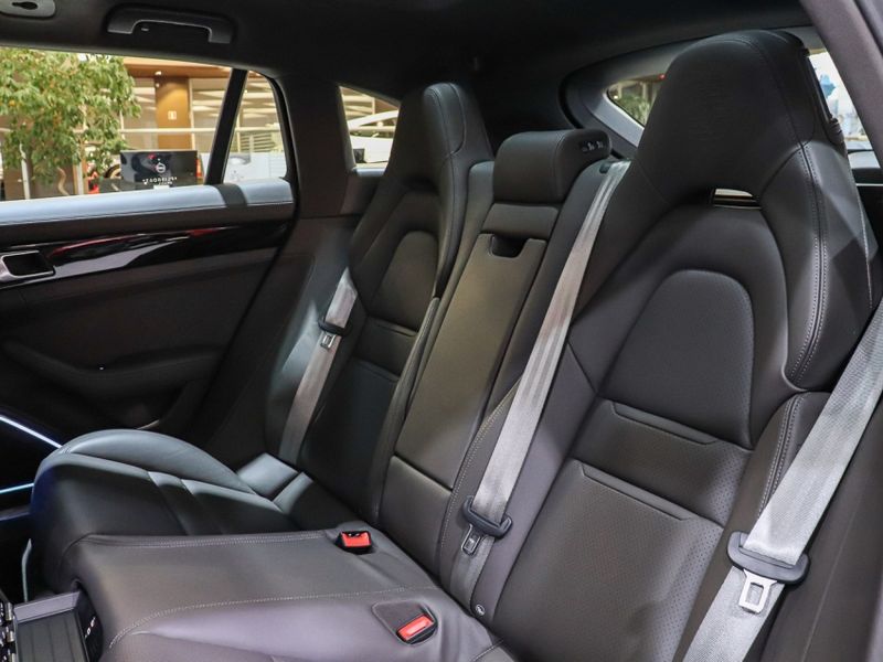 Porsche PANAMERA 2.9 V6 E-HYBRID 4 SPORT TURISMO PDK 2023/2023 VIA BELLA VEÍCULOS ESPECIAIS CAXIAS DO SUL / Carros no Vale Porsche PANAMERA 2.9 V6 E-HYBRID 4 SPORT TURISMO PDK 2023/2023 VIA BELLA VEÍCULOS ESPECIAIS CAXIAS DO SUL / Carros no Vale