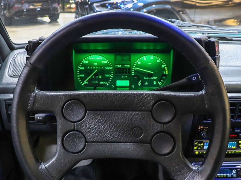 Volkswagen SAVEIRO 1.8 MI SUMMER CS 8V GASOLINA 2P MANUAL 1996/1996 VIA BELLA VEÍCULOS ESPECIAIS CAXIAS DO SUL / Carros no Vale Volkswagen SAVEIRO 1.8 MI SUMMER CS 8V GASOLINA 2P MANUAL 1996/1996 VIA BELLA VEÍCULOS ESPECIAIS CAXIAS DO SUL / Carros no Vale