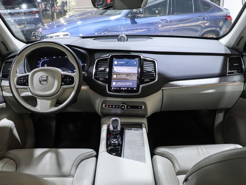 Volvo XC90 2.0 T8 RECHARGE ULTIMATE AWD GEARTRONIC 2022/2023 VIA BELLA VEÍCULOS ESPECIAIS CAXIAS DO SUL / Carros no Vale Volvo XC90 2.0 T8 RECHARGE ULTIMATE AWD GEARTRONIC 2022/2023 VIA BELLA VEÍCULOS ESPECIAIS CAXIAS DO SUL / Carros no Vale