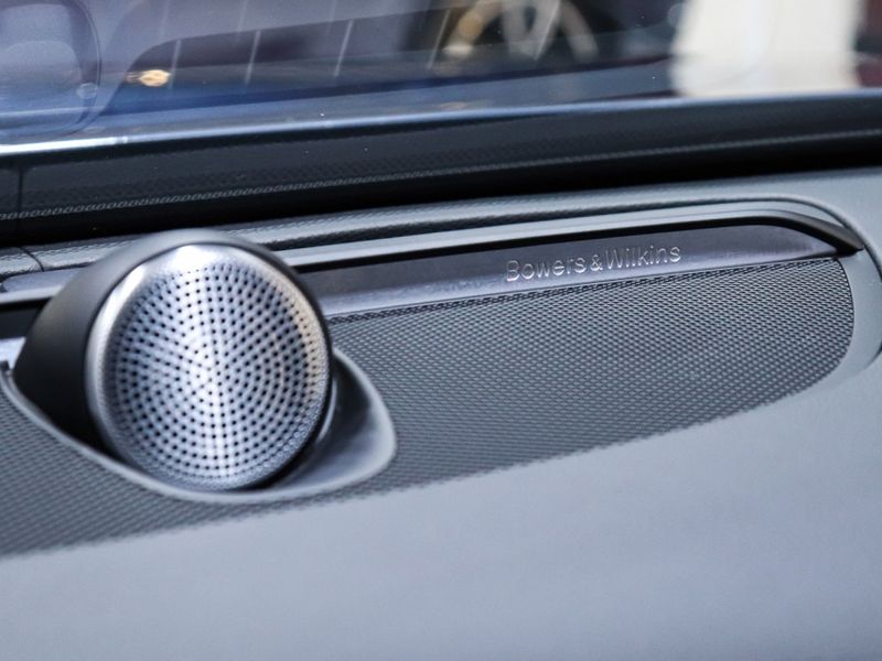 Volvo XC90 2.0 T8 RECHARGE ULTIMATE AWD GEARTRONIC 2022/2023 VIA BELLA VEÍCULOS ESPECIAIS CAXIAS DO SUL / Carros no Vale Volvo XC90 2.0 T8 RECHARGE ULTIMATE AWD GEARTRONIC 2022/2023 VIA BELLA VEÍCULOS ESPECIAIS CAXIAS DO SUL / Carros no Vale