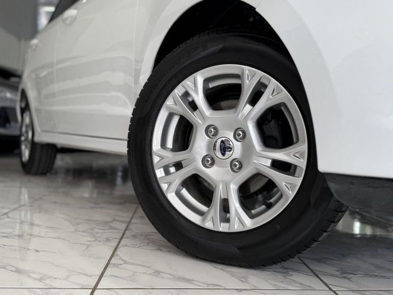 Ford KA SEDAN SE 1.5 2017 SÓ MOTOS E AUTOMÓVEIS SANTA CRUZ DO SUL / Carros no Vale