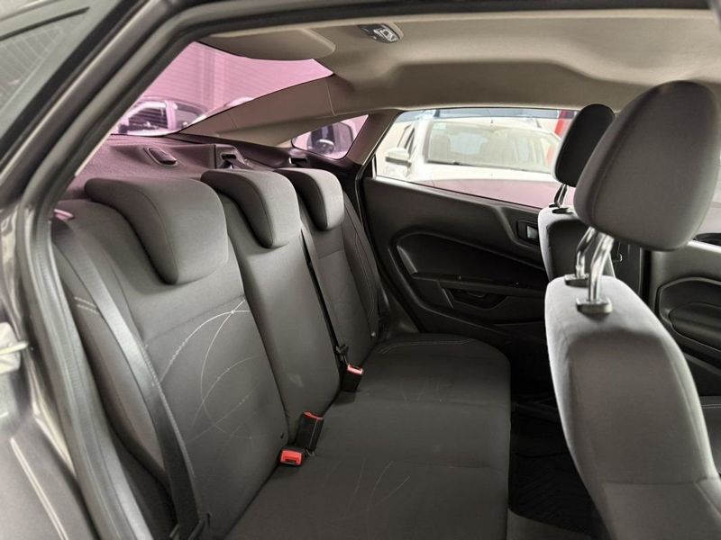 Ford FIESTA SEDAN SEL 1.6 2017 SÓ MOTOS E AUTOMÓVEIS SANTA CRUZ DO SUL / Carros no Vale
