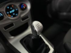 Ford FIESTA SEDAN SEL 1.6 2017 SÓ MOTOS E AUTOMÓVEIS SANTA CRUZ DO SUL / Carros no Vale