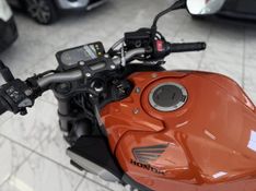 Honda Motos CB 650R ABS 2024 SÓ MOTOS E AUTOMÓVEIS SANTA CRUZ DO SUL / Carros no Vale