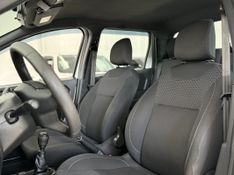 Renault OROCH PRO 1.6 MT6 2023 SÓ MOTOS E AUTOMÓVEIS SANTA CRUZ DO SUL / Carros no Vale