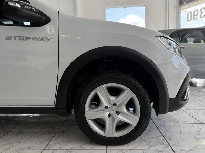 Renault SANDERO STEPWAY ZEN 1.6 2024 SÓ MOTOS E AUTOMÓVEIS SANTA CRUZ DO SUL / Carros no Vale