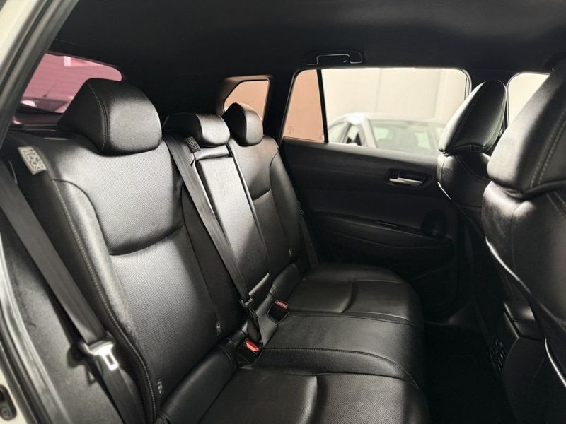 Toyota COROLLA CROSS XRE 2.0 CVT 2022 SÓ MOTOS E AUTOMÓVEIS SANTA CRUZ DO SUL / Carros no Vale