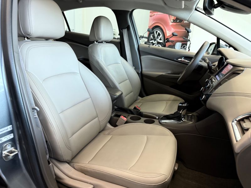 Chevrolet Cruze Sport Ltz 1.4 16v Tb 2018/2019 COVEL VEICULOS ENCANTADO / Carros no Vale Chevrolet Cruze Sport Ltz 1.4 16v Tb 2018/2019 COVEL VEICULOS ENCANTADO / Carros no Vale