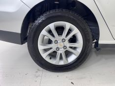 Chevrolet Prisma 1.4 Ltz 2014/2015 COVEL VEICULOS ENCANTADO / Carros no Vale