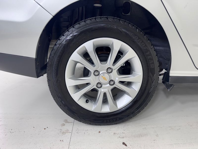 Chevrolet Prisma 1.4 Ltz 2014/2015 COVEL VEICULOS ENCANTADO / Carros no Vale Chevrolet Prisma 1.4 Ltz 2014/2015 COVEL VEICULOS ENCANTADO / Carros no Vale