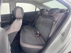 Chevrolet Prisma 1.4 Ltz 2014/2015 COVEL VEICULOS ENCANTADO / Carros no Vale