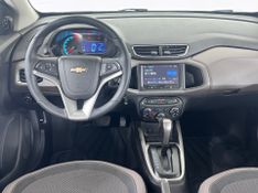 Chevrolet Prisma 1.4 Ltz 2014/2015 COVEL VEICULOS ENCANTADO / Carros no Vale