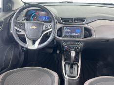 Chevrolet Prisma 1.4 Ltz 2014/2015 COVEL VEICULOS ENCANTADO / Carros no Vale