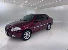 Fiat Siena Essence 1.6 2010/2011 COVEL VEICULOS ENCANTADO / Carros no Vale