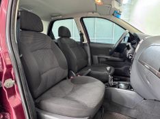 Fiat Siena Essence 1.6 2010/2011 COVEL VEICULOS ENCANTADO / Carros no Vale