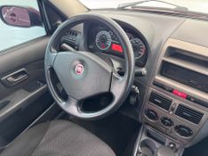 Fiat Siena Essence 1.6 2010/2011 COVEL VEICULOS ENCANTADO / Carros no Vale