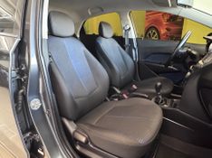 Hyundai Hb20 1.6m 1.6m 2012/2013 COVEL VEICULOS ENCANTADO / Carros no Vale