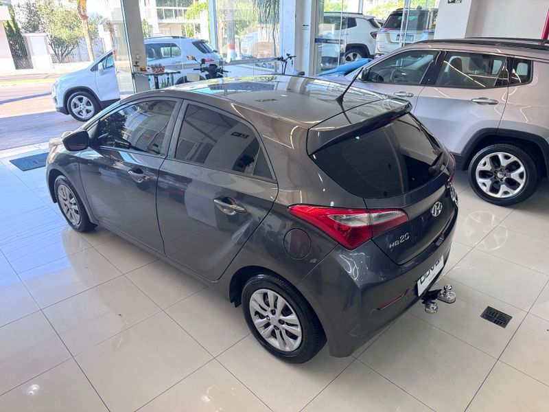 Hyundai Hb20 1.6m 1.6m 2012/2013 COVEL VEICULOS ENCANTADO / Carros no Vale Hyundai Hb20 1.6m 1.6m 2012/2013 COVEL VEICULOS ENCANTADO / Carros no Vale