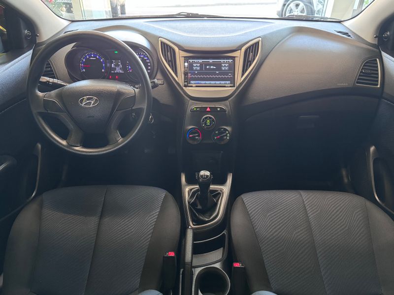 Hyundai Hb20 1.6m 1.6m 2012/2013 COVEL VEICULOS ENCANTADO / Carros no Vale Hyundai Hb20 1.6m 1.6m 2012/2013 COVEL VEICULOS ENCANTADO / Carros no Vale