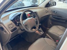 Hyundai Tucson 2.0 Gls 2014/2015 COVEL VEICULOS ENCANTADO / Carros no Vale