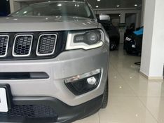 Jeep Compass Longitude 2.0 2019/2020 COVEL VEICULOS ENCANTADO / Carros no Vale