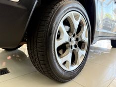 Jeep Compass Longitude 2.0 2019/2020 COVEL VEICULOS ENCANTADO / Carros no Vale