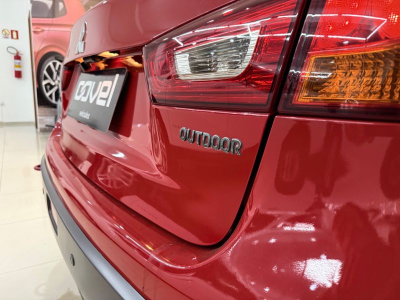 Mitsubishi Asx Outdoor 2.0 4×4 16v 160 Cv Mec. 2015/2016 COVEL VEICULOS ENCANTADO / Carros no Vale