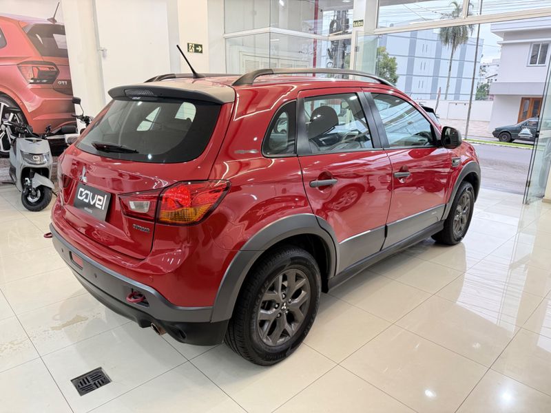 Mitsubishi Asx Outdoor 2.0 4×4 16v 160 Cv Mec. 2015/2016 COVEL VEICULOS ENCANTADO / Carros no Vale
