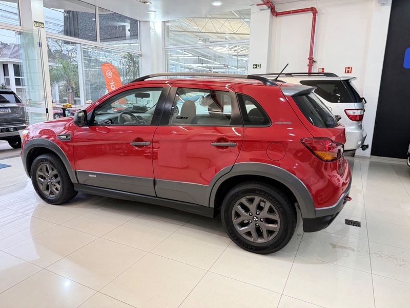 Mitsubishi Asx Outdoor 2.0 4×4 16v 160 Cv Mec. 2015/2016 COVEL VEICULOS ENCANTADO / Carros no Vale