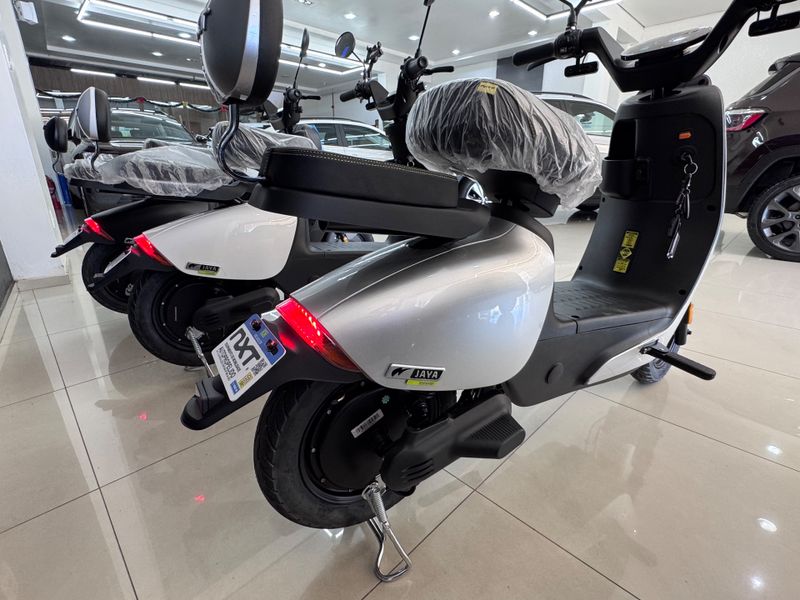 Nxt Jaya 2025/2026 COVEL VEICULOS ENCANTADO / Carros no Vale